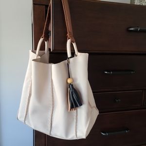 The Sak Los Feliz large leather tote handbag. As is.
